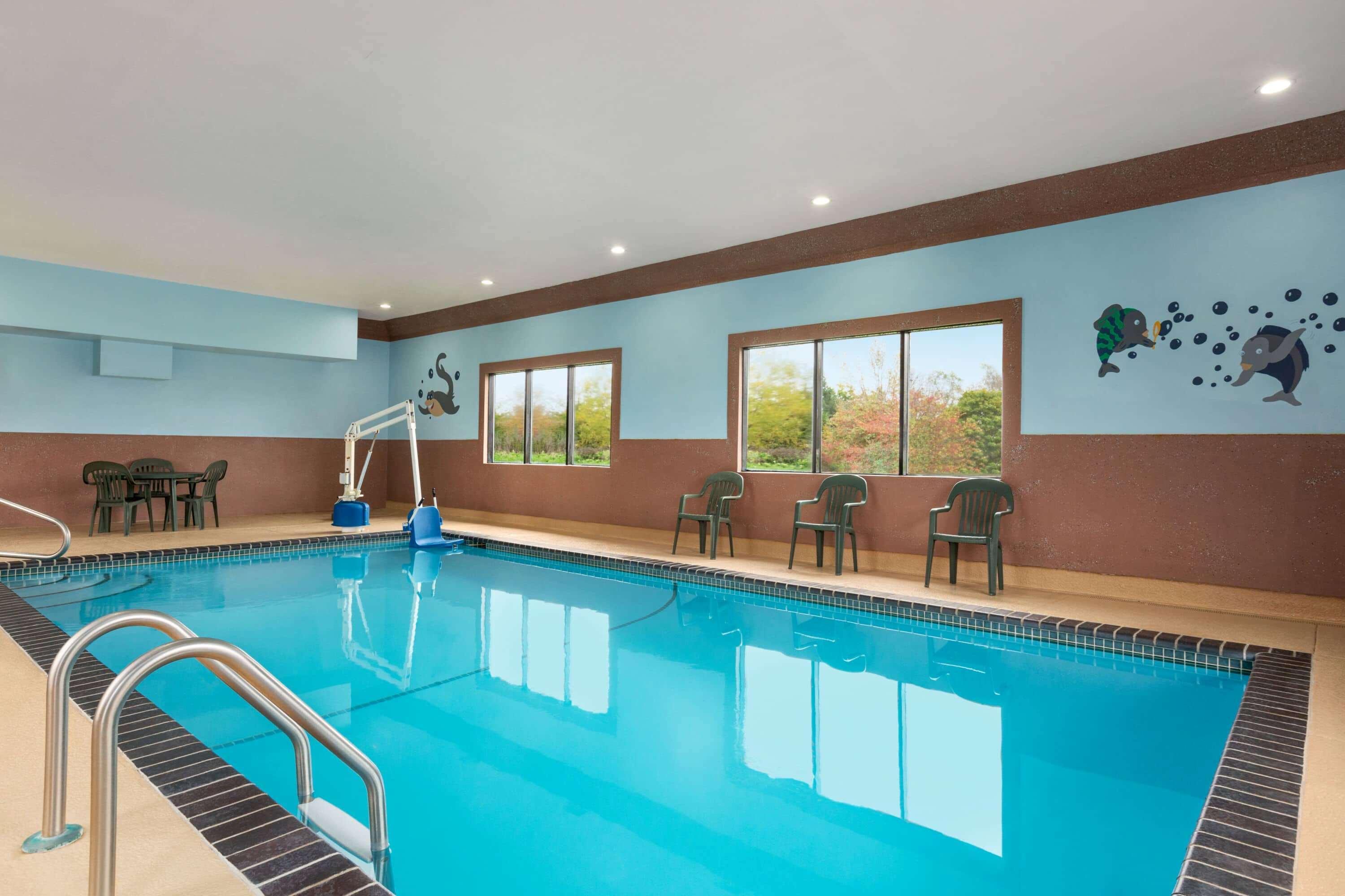 Howard Johnson By Wyndham Waterloo/Cedar Falls Exteriér fotografie