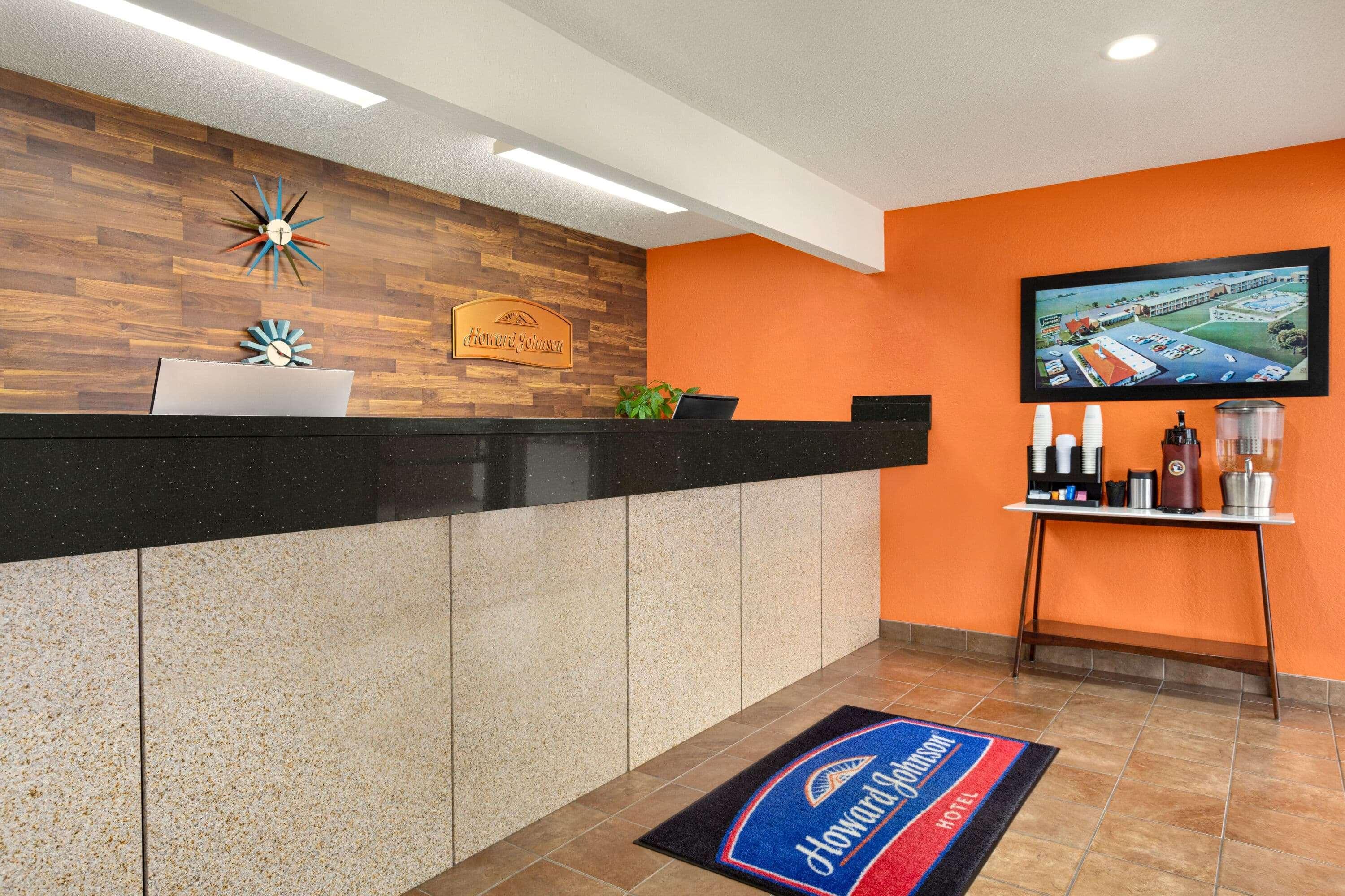Howard Johnson By Wyndham Waterloo/Cedar Falls Exteriér fotografie